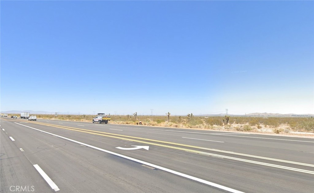 16400 Pearblossom Highway Property Photo 3