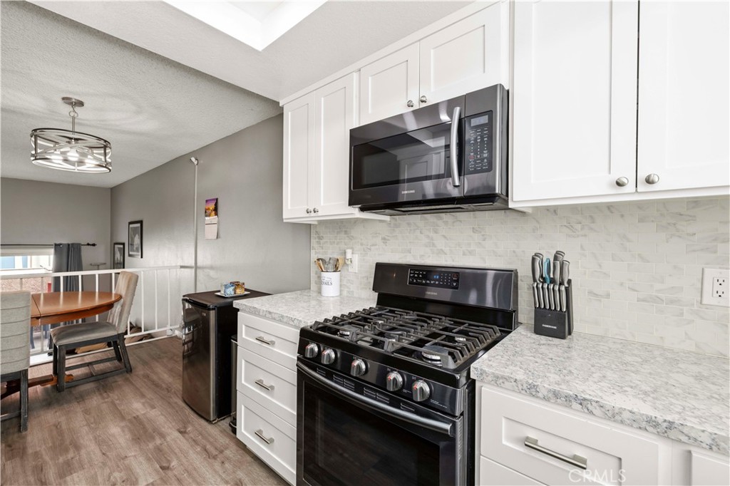 17955 River Circle 4 Property Photo 11