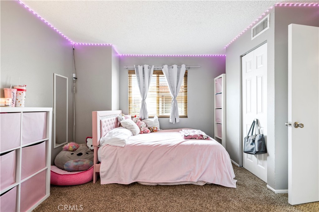 17955 River Circle 4 Property Photo 30
