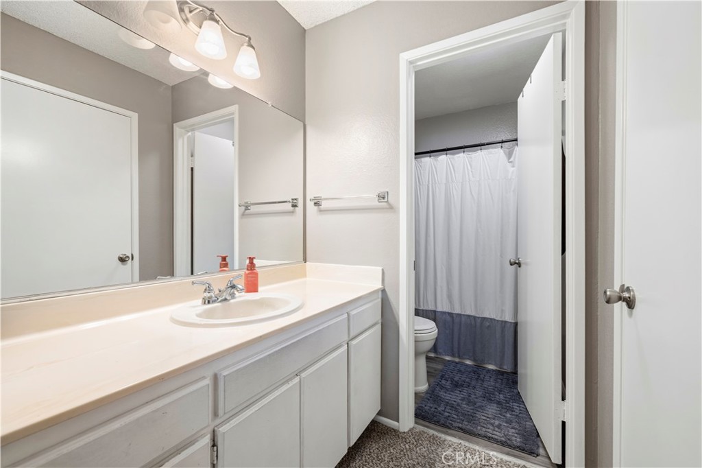 17955 River Circle 4 Property Photo 36