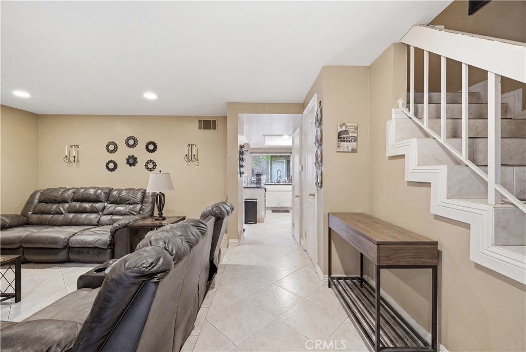 8231 Mason Avenue C Property Photo 2