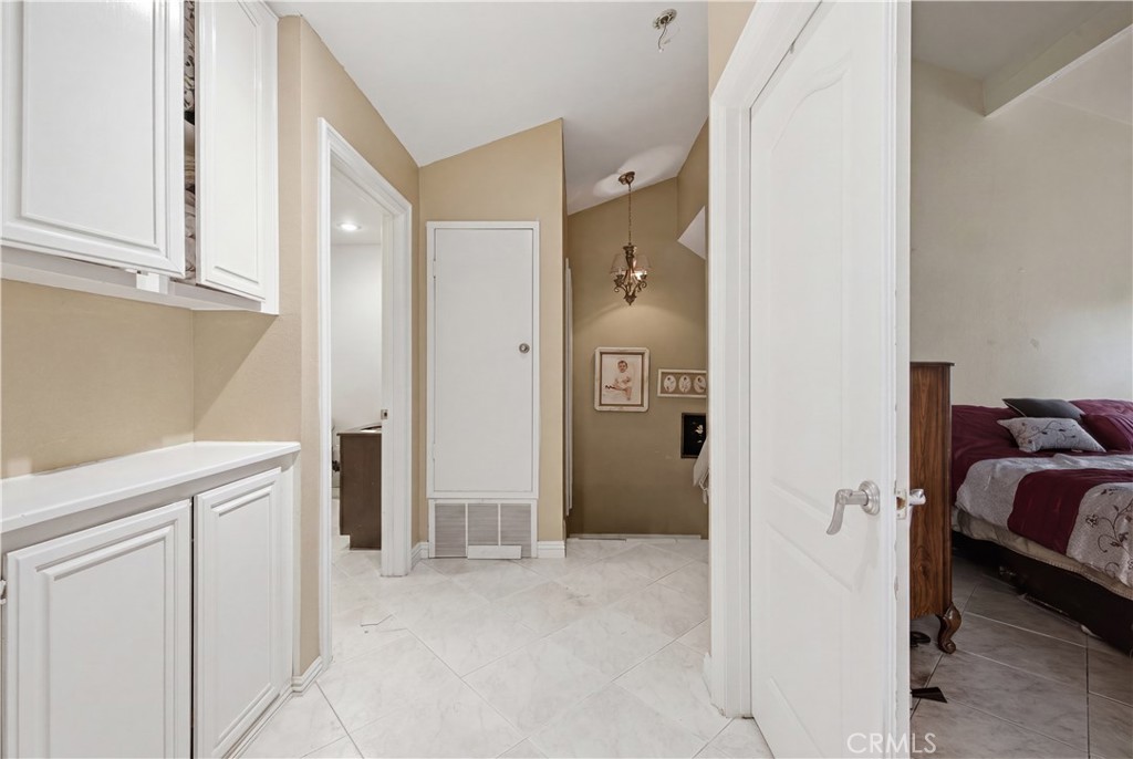 8231 Mason Avenue C Property Photo 11