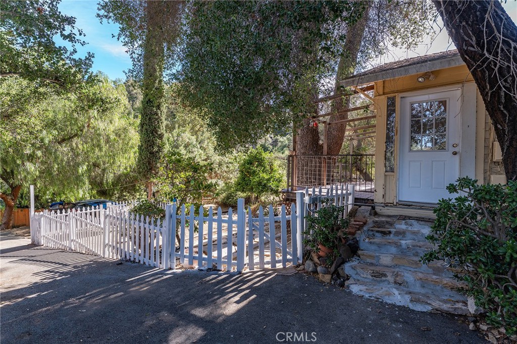 21857 Koontz Way Property Photo 14
