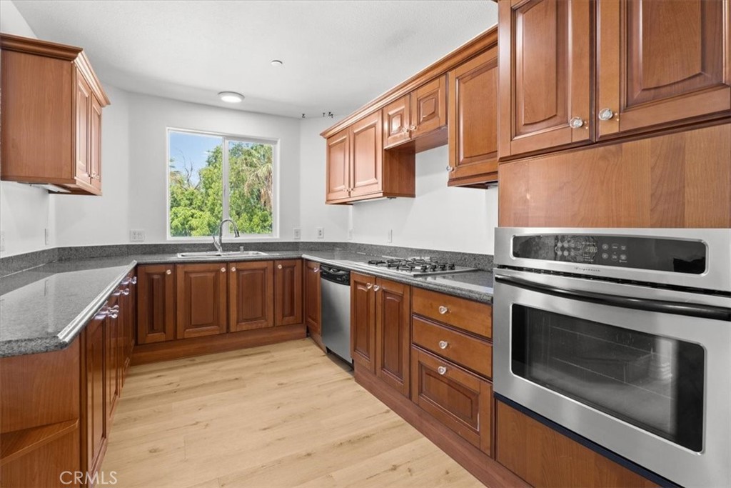 5305 Bellingham 304 Property Photo 10
