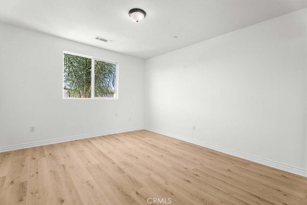 5305 Bellingham 304 Property Photo 18