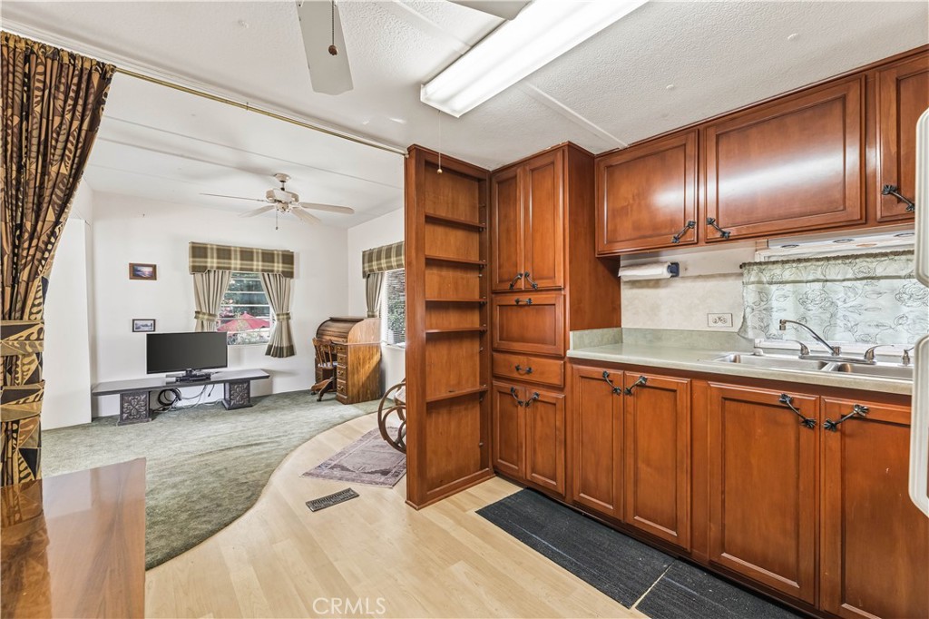 10711 Sherman Grove Avenue 9 Property Photo 4