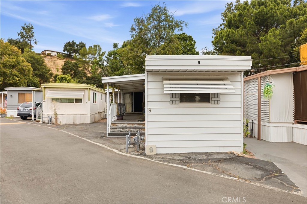 10711 Sherman Grove Avenue 9 Property Photo 23