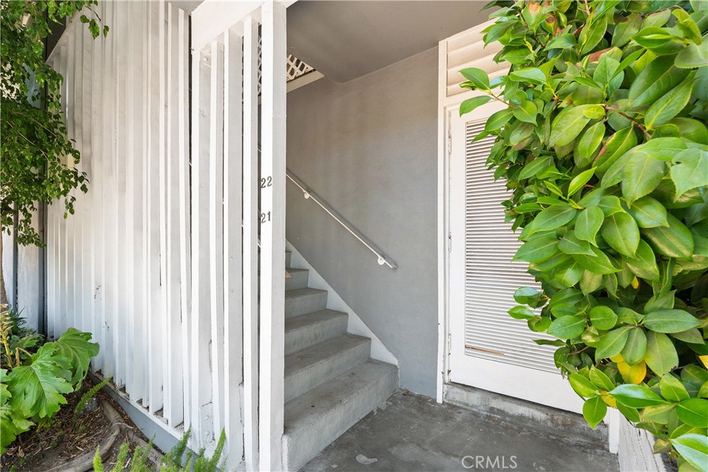 4252 Fair Avenue 22 Property Photo 24