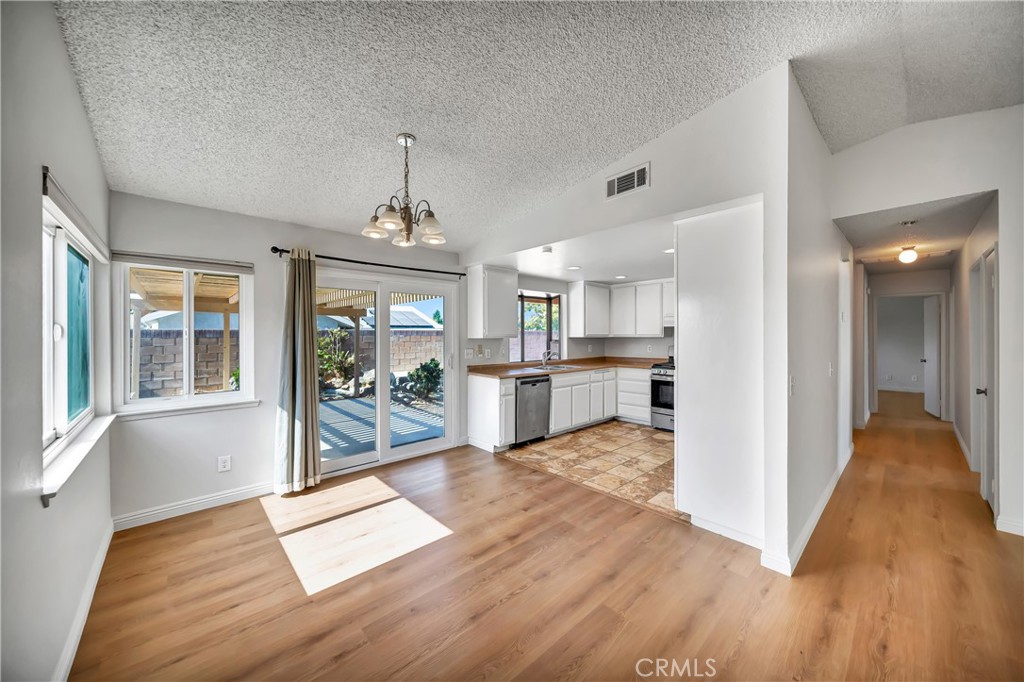 2101 Dallin Street Property Photo 11