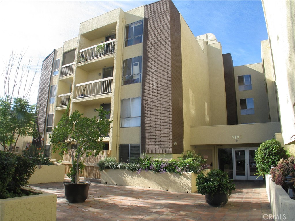 5143 Bakman 417 Property Photo 1
