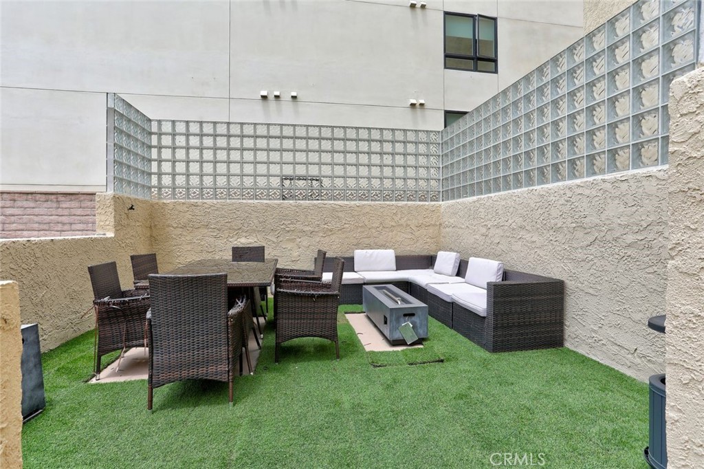 5143 Bakman 417 Property Photo 11