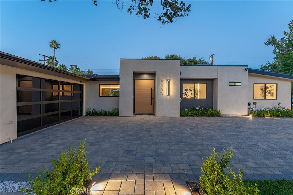 5500 Fenwood Property Photo