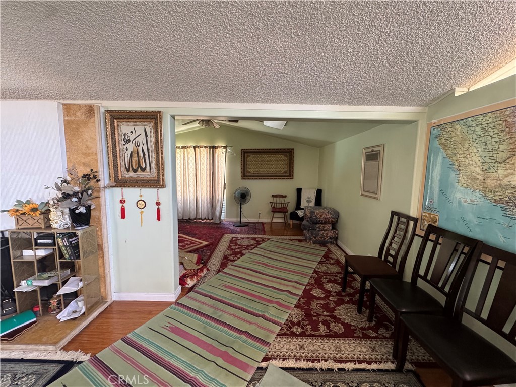 8740 Winnetka Property Photo 12