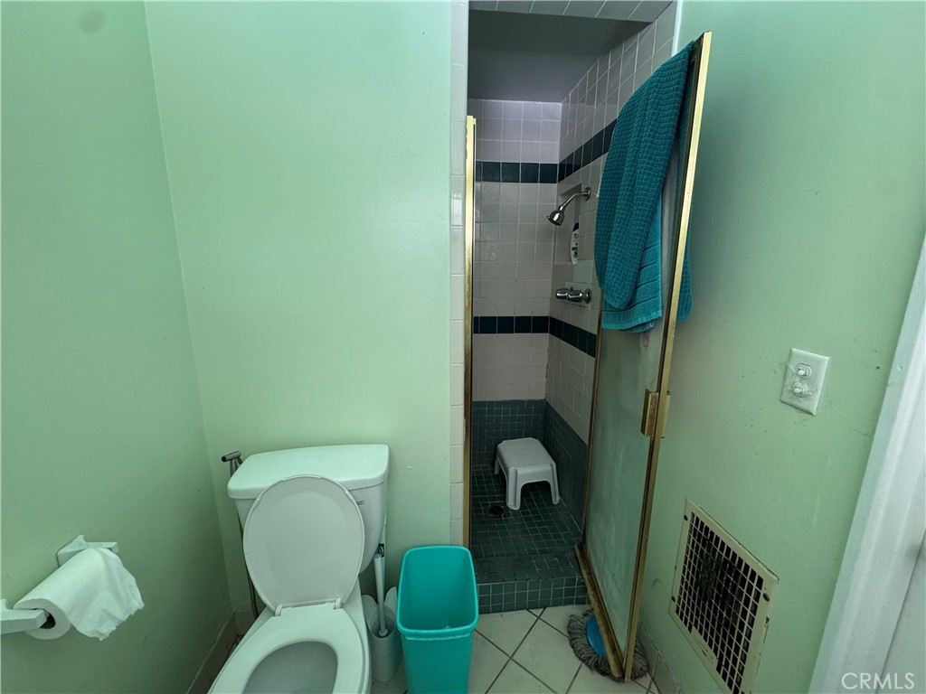 8740 Winnetka Property Photo 31