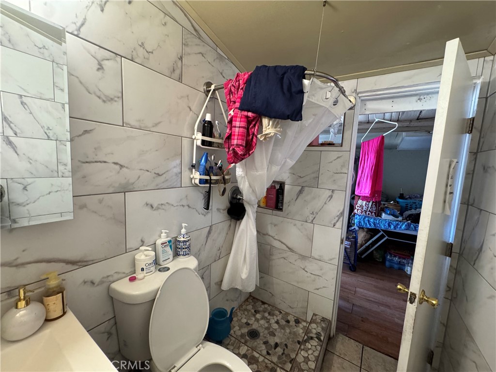 8740 Winnetka Property Photo 35
