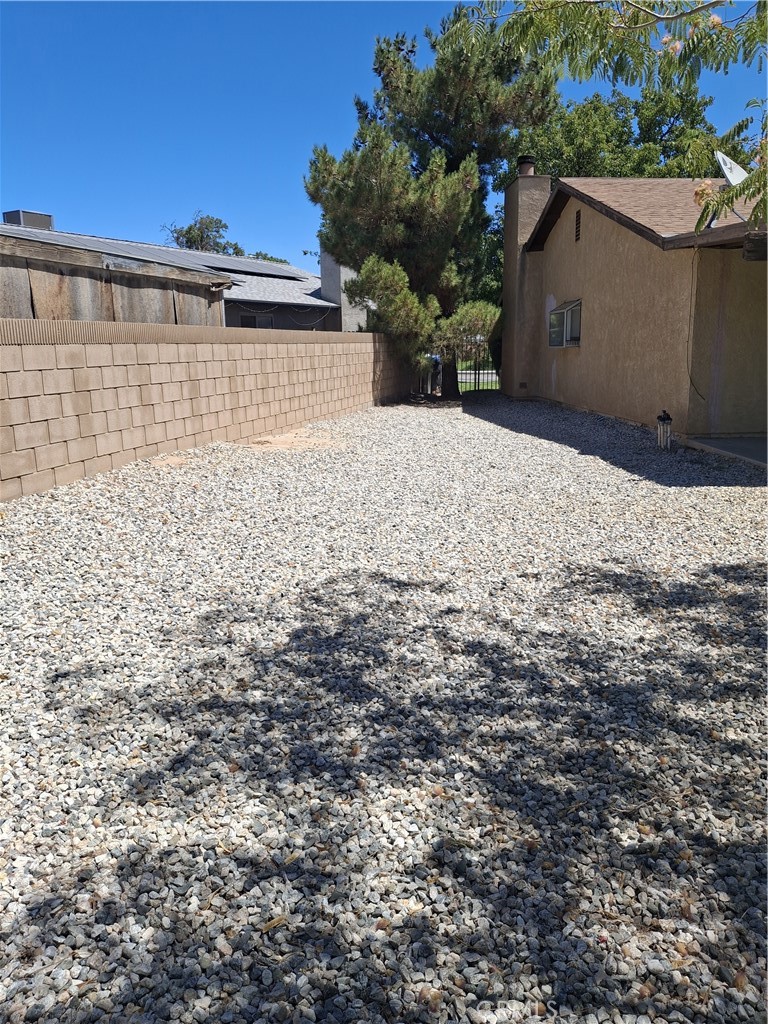 1012 Chagal Property Photo 23