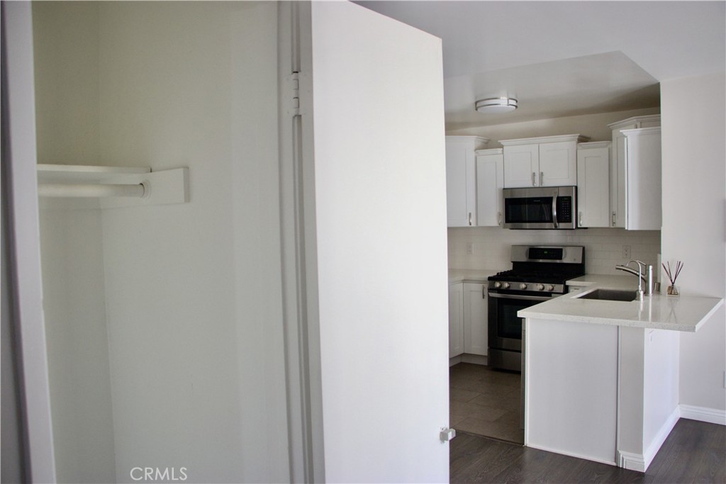 14560 Clark Street 105 Property Photo 7