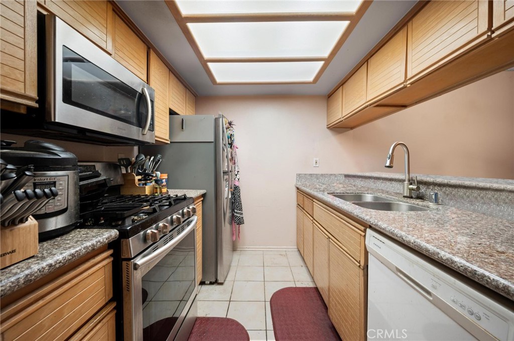 12601 Van Nuys Boulevard 119 Property Photo 8