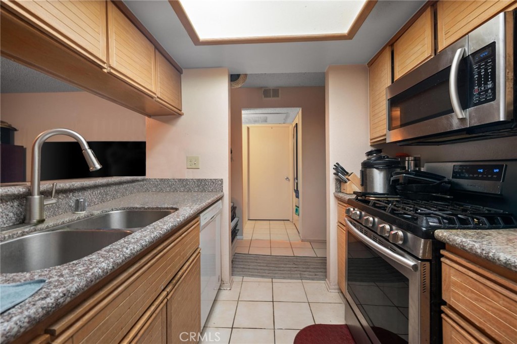 12601 Van Nuys Boulevard 119 Property Photo 9