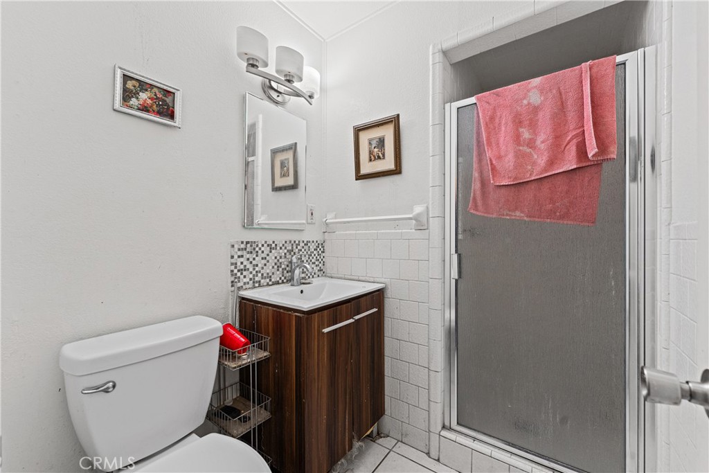 814 W Avenue H7 Property Photo 5