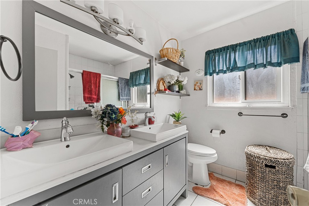 814 W Avenue H7 Property Photo 6