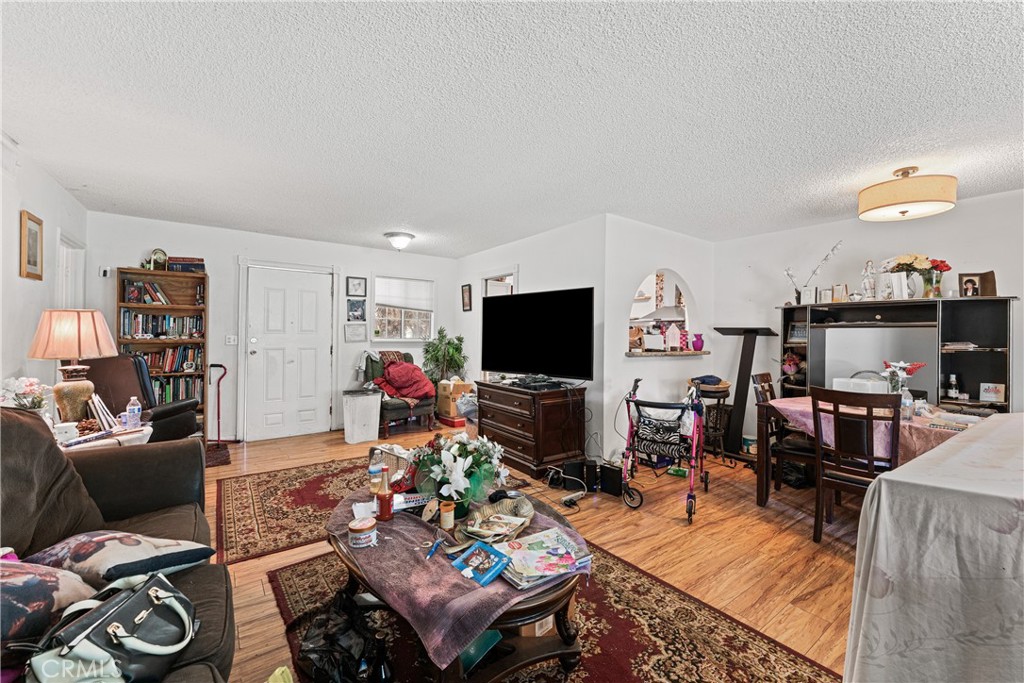 814 W Avenue H7 Property Photo 13