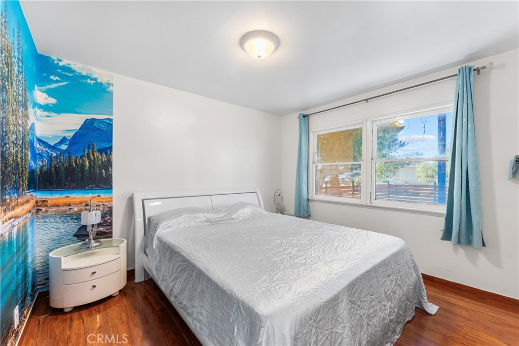 1544 Franklin Avenue Property Photo 14