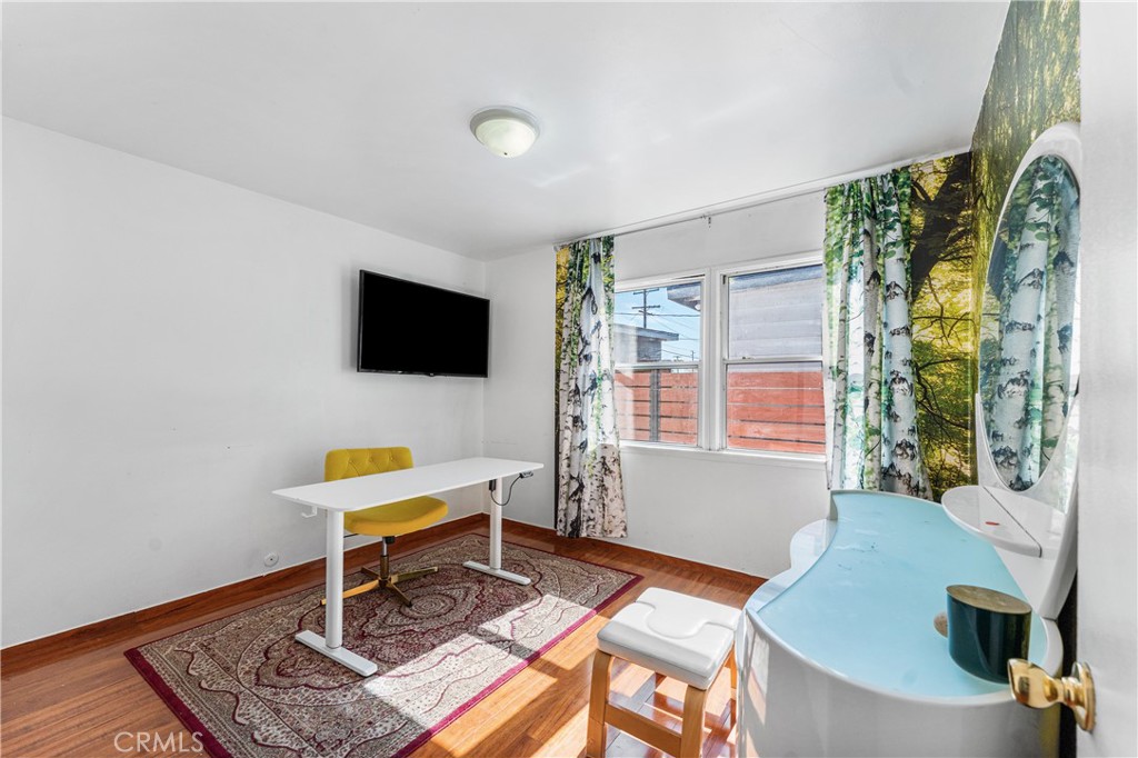 1544 Franklin Avenue Property Photo 16
