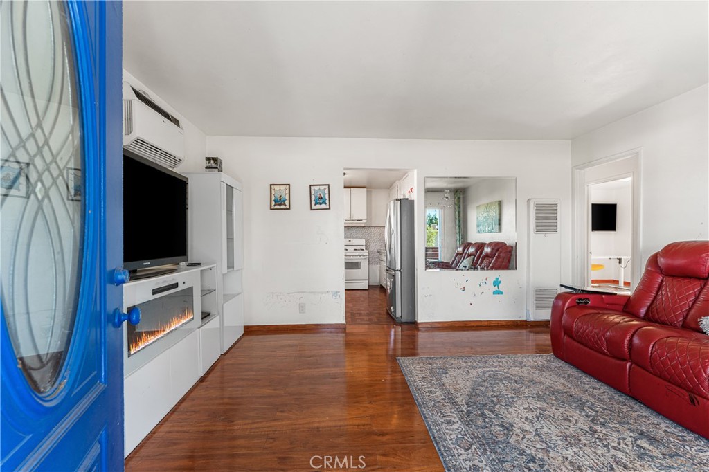 1544 Franklin Avenue Property Photo 19