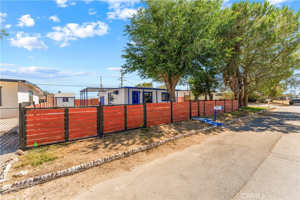 1544 Franklin Avenue Property Photo 30