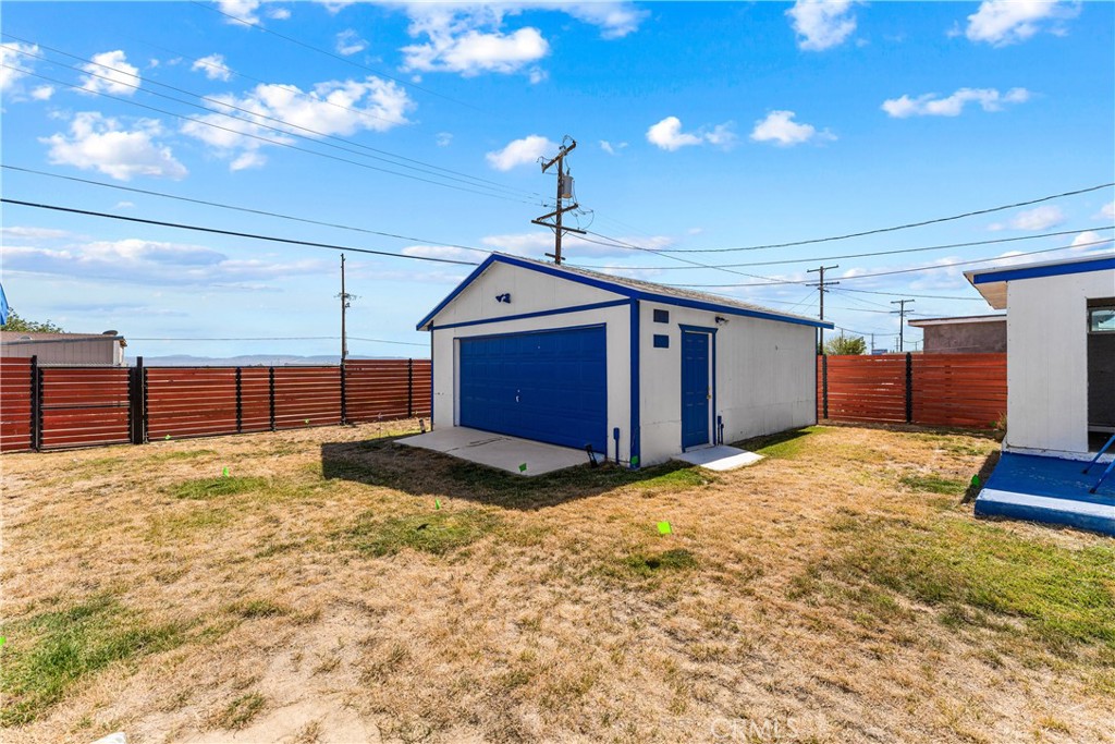 1544 Franklin Avenue Property Photo 38