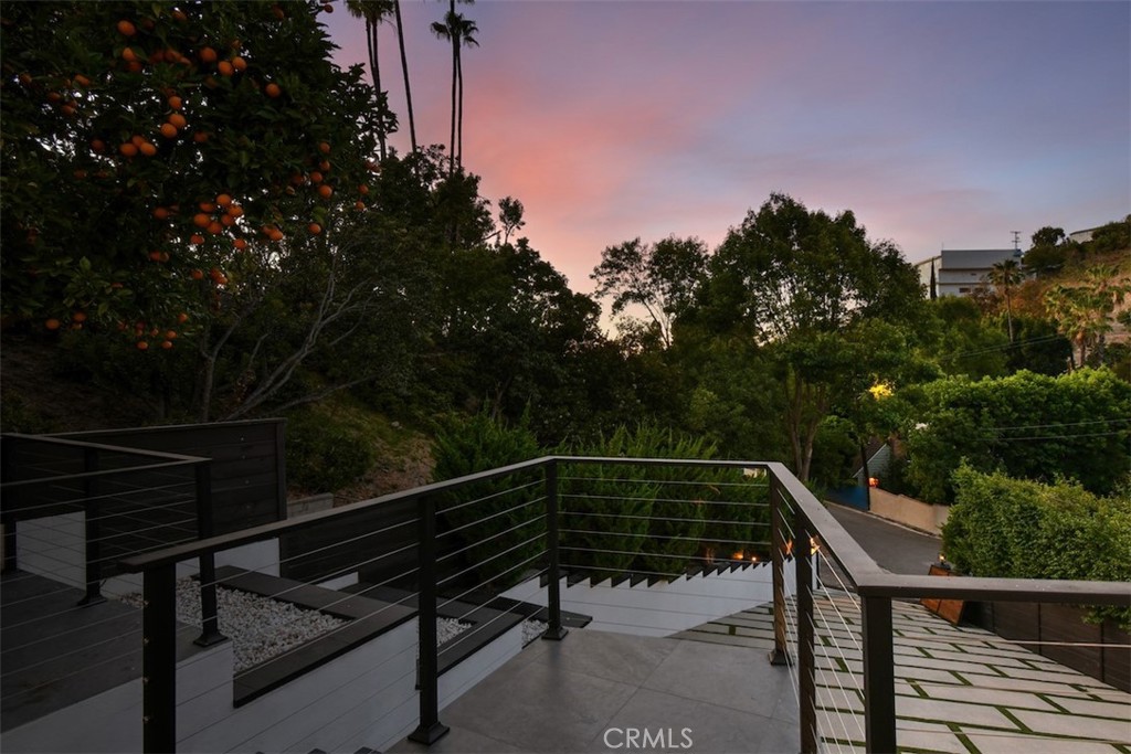 3675 Ventura Canyon Property Photo 7