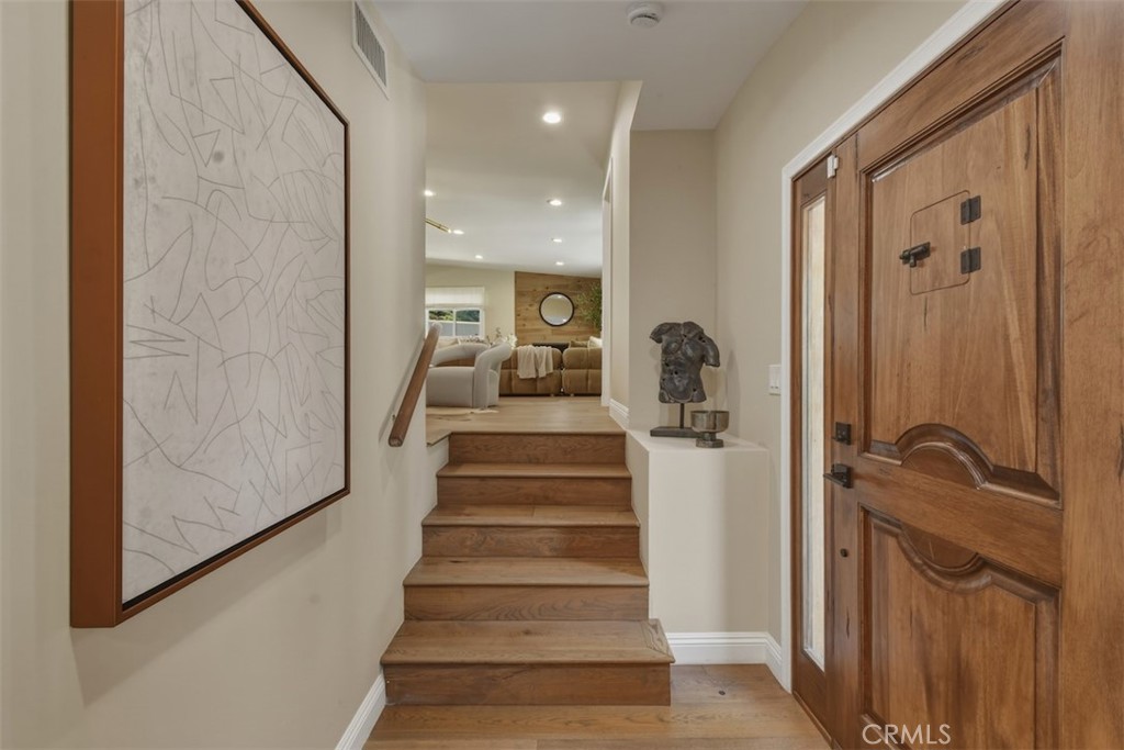 3675 Ventura Canyon Property Photo 10