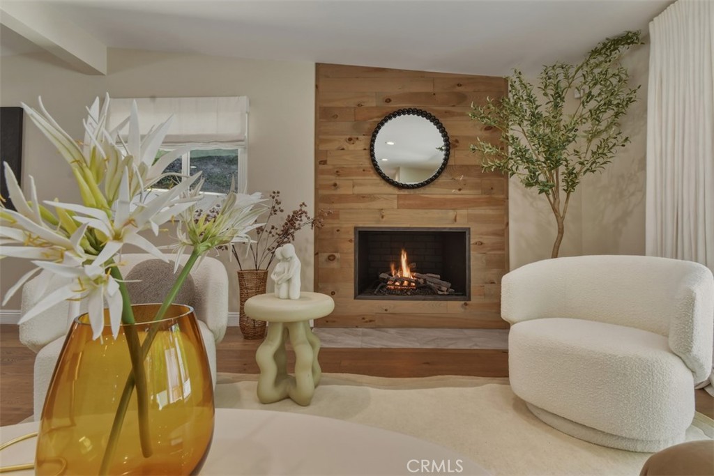 3675 Ventura Canyon Property Photo 18