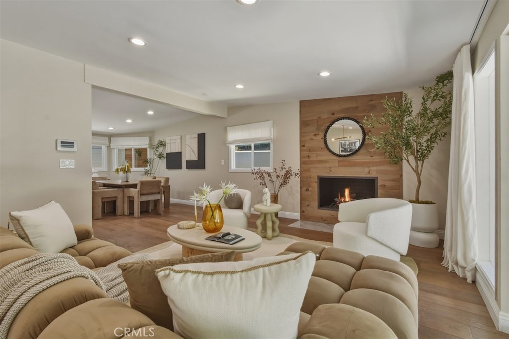 3675 Ventura Canyon Property Photo 19