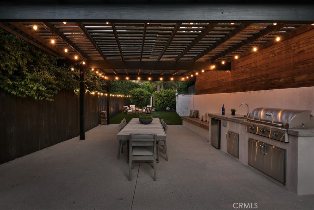 3675 Ventura Canyon Property Photo 54