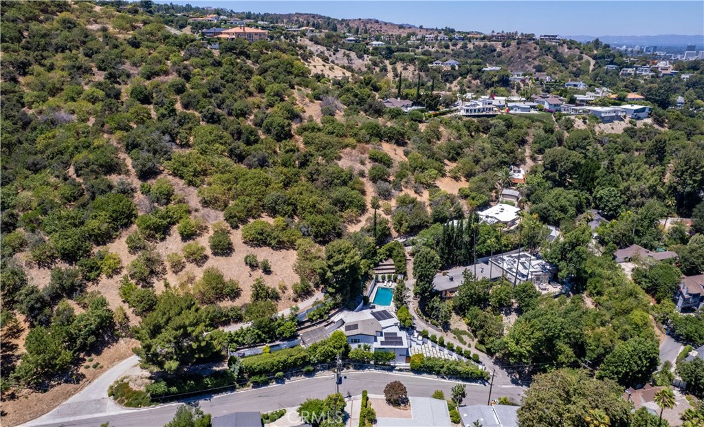 3675 Ventura Canyon Property Photo 59