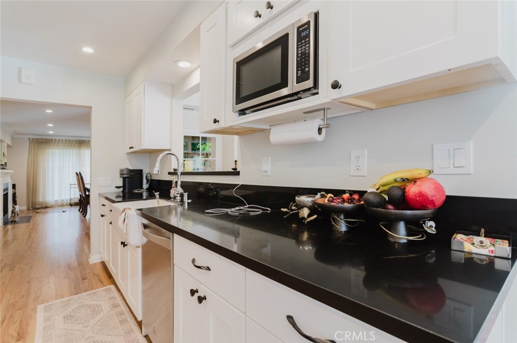 6638 Blucher Avenue Property Photo 15