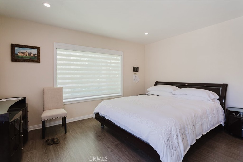 6638 Blucher Avenue Property Photo 22