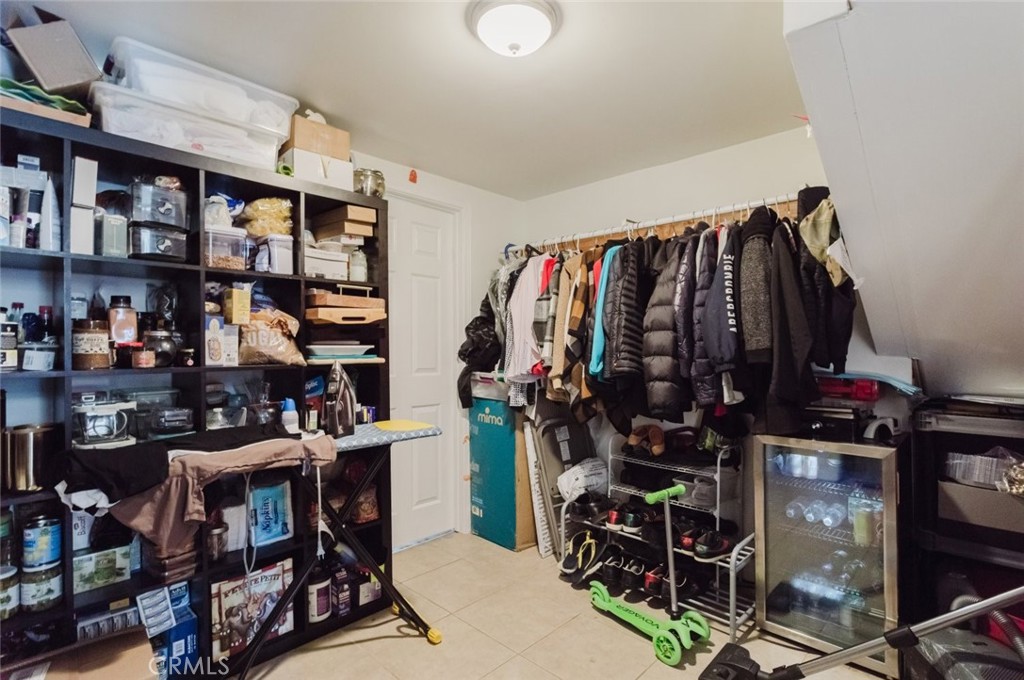 6638 Blucher Avenue Property Photo 23