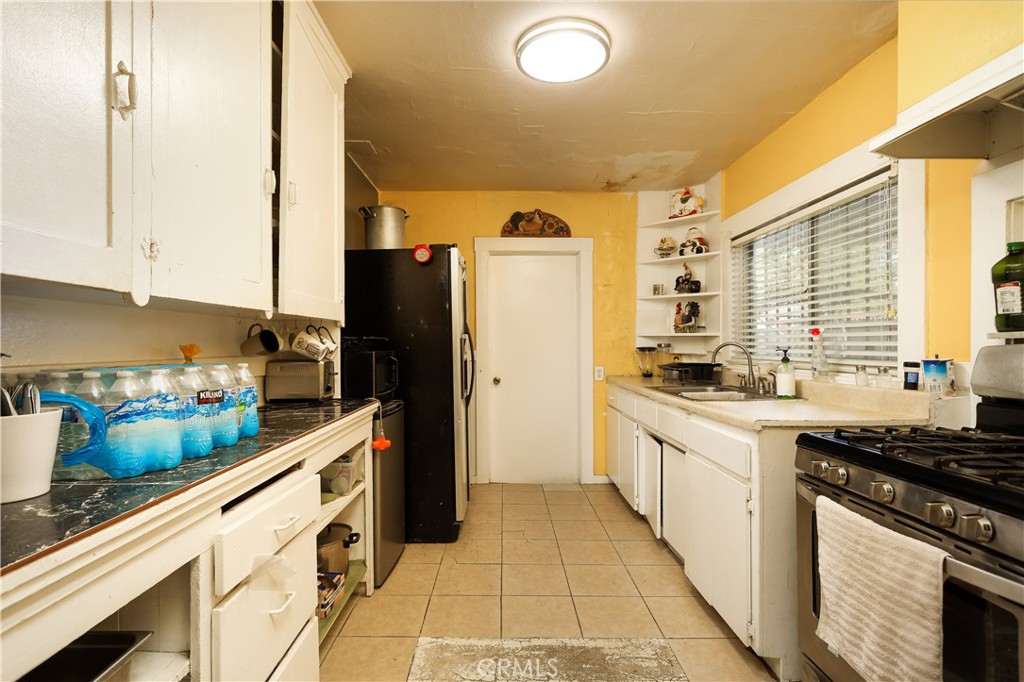 905 Q Street Property Photo 5