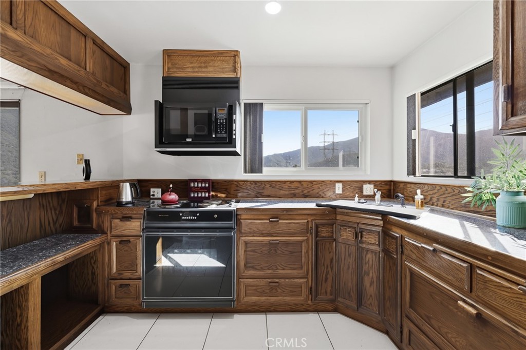 38735 San Francisquito Canyon Road Property Photo 11