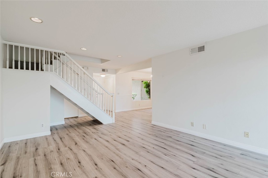 11266 Key West Avenue 5 Property Photo 4