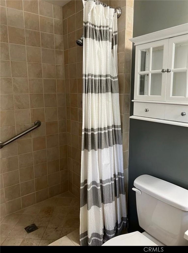 5149 Hesperia Property Photo 4
