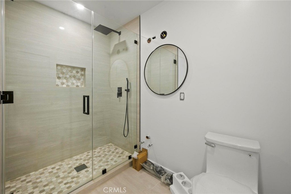 5776 Hesperia Avenue Property Photo 7