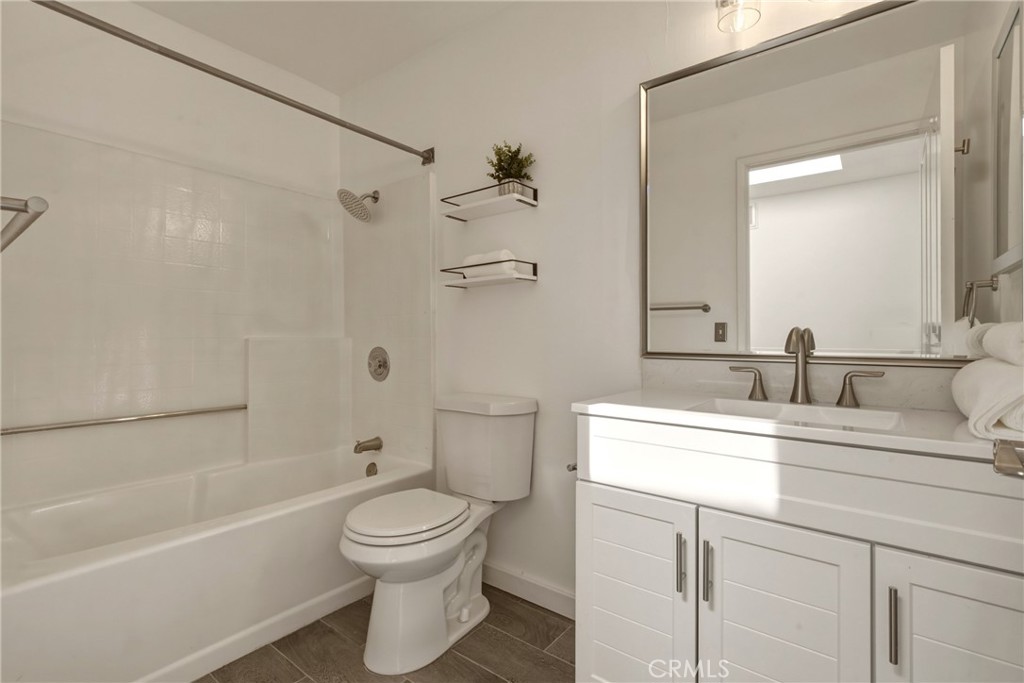 7329 Vassar Property Photo 12