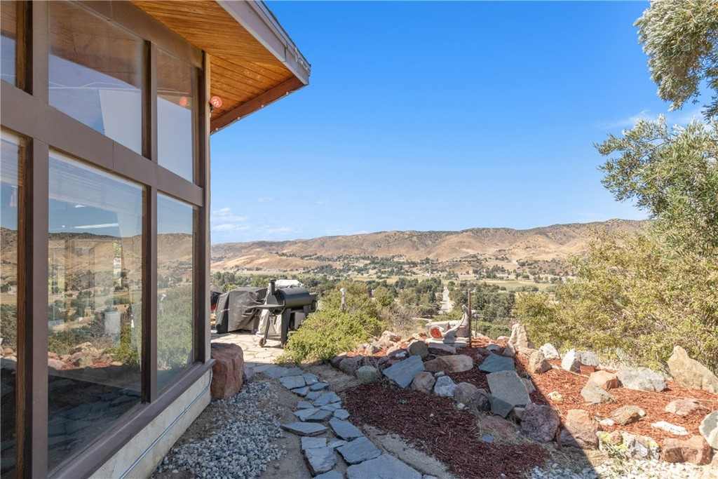 8734 Vientos Property Photo 4