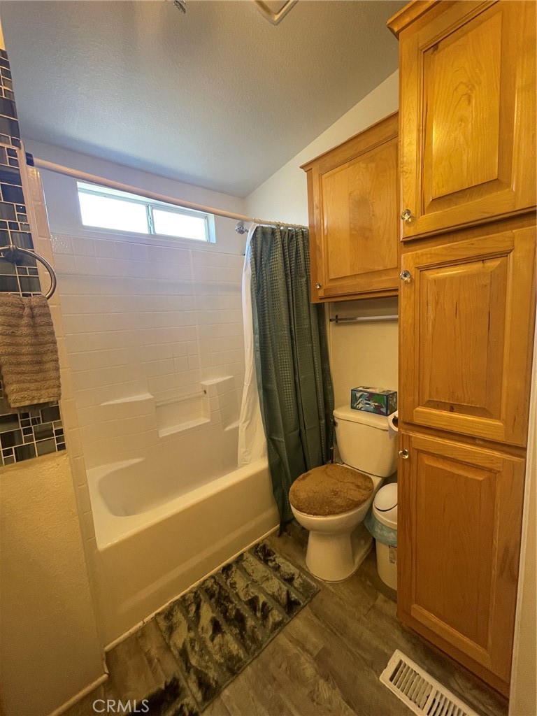 7560 Woodman Place 64 Property Photo 17