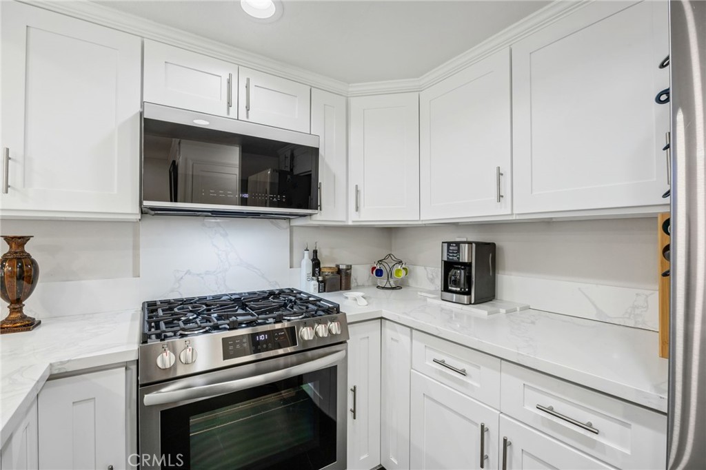 18209 Sierra 93 Property Photo 12