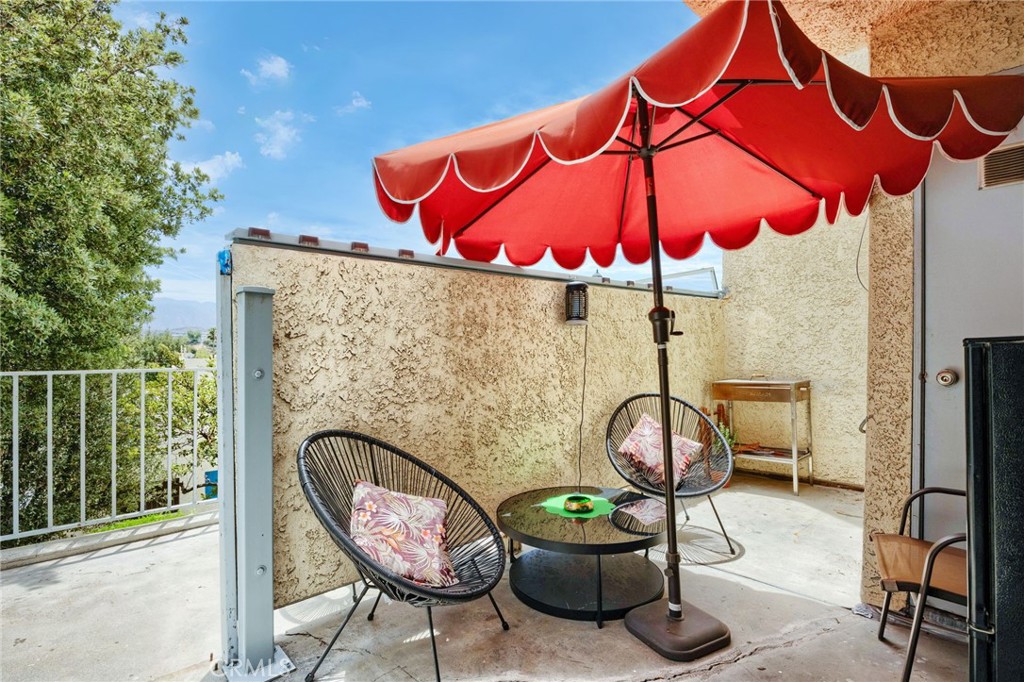 18209 Sierra 93 Property Photo 26